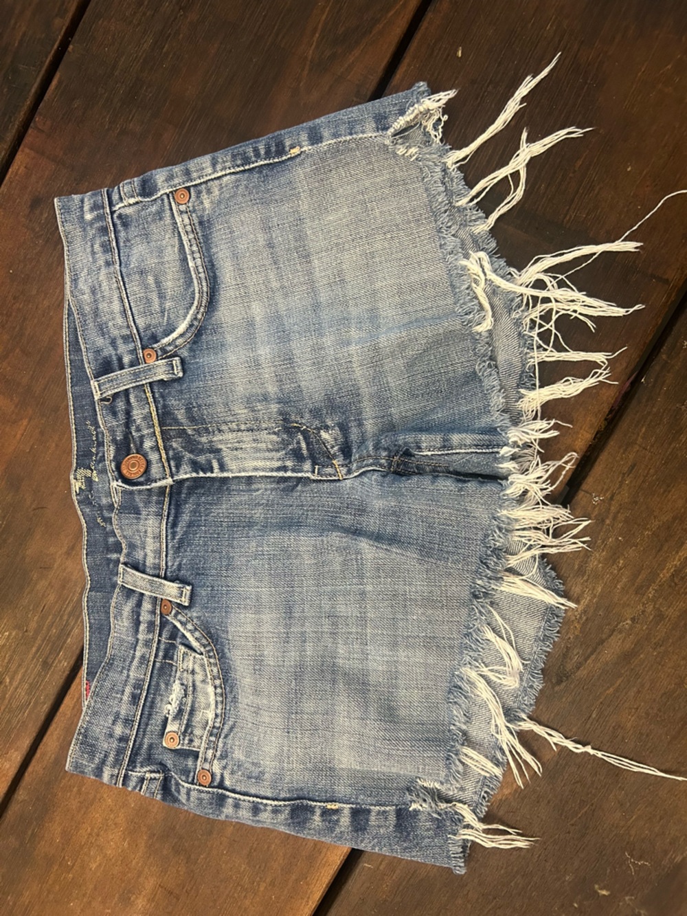7 for all Mankind Dojo Frayed Light Wash Denim Cutoff Shorts 28 - Picture 2 of 9